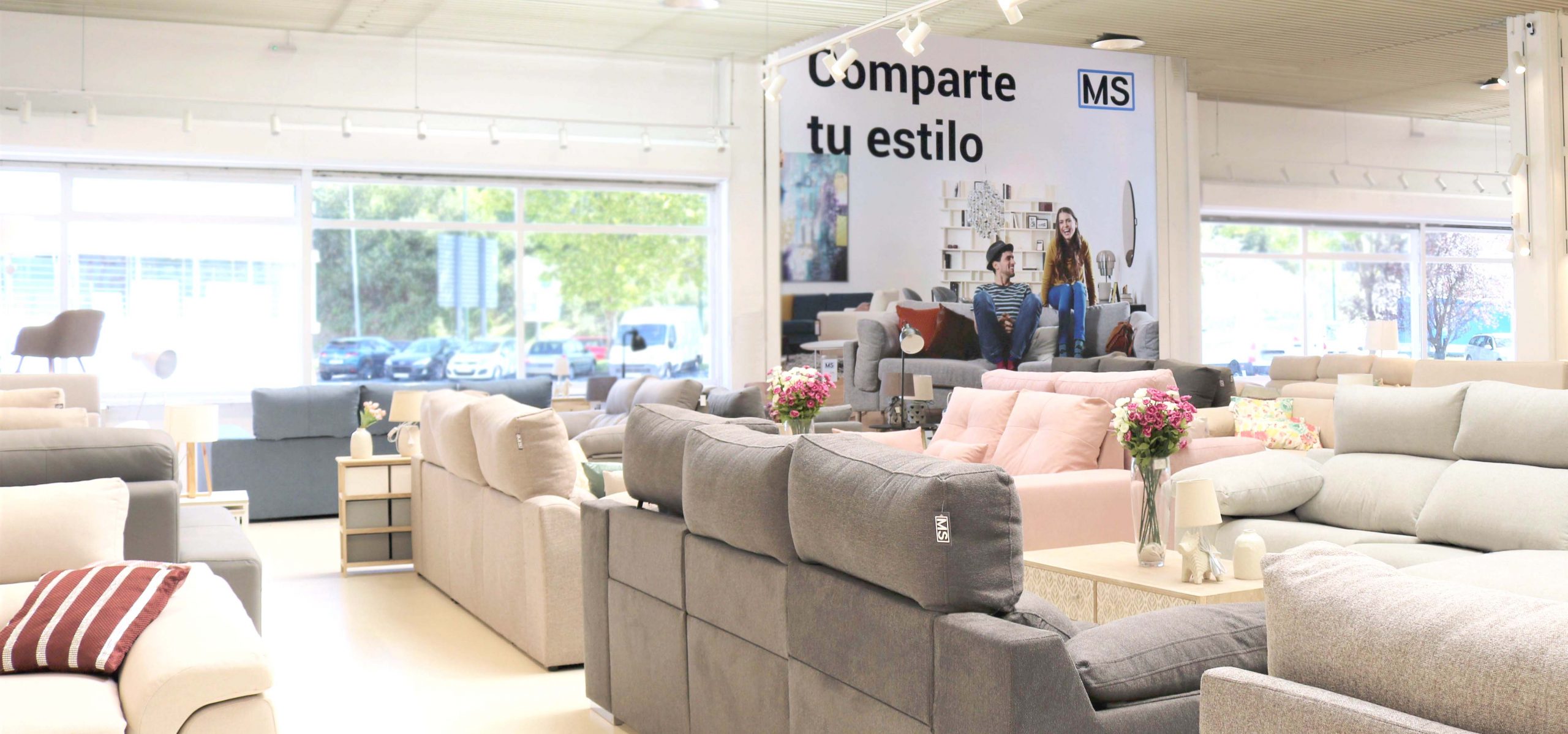 expo-merkasofa gran exposición sofas en Oiartzun